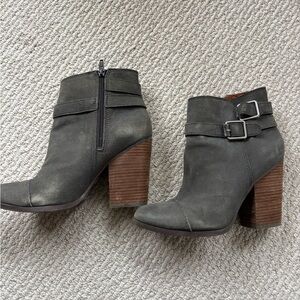 Stylish Gray Ankle Boots for Women